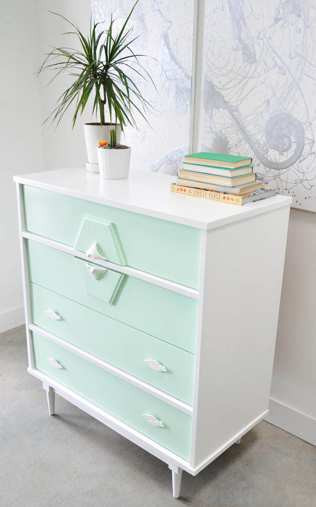 Up Cycled Vintage Painted Dresser Using Benjamin Moore Advance Paint