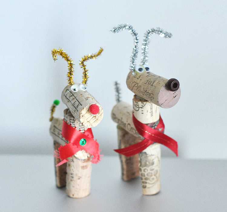 wine cork reindeer