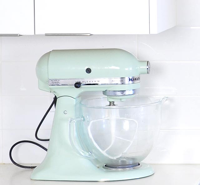 kitchen aid mixer