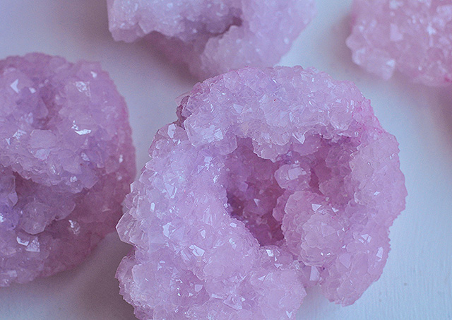 DIY Rose Quartz Borax Crystals