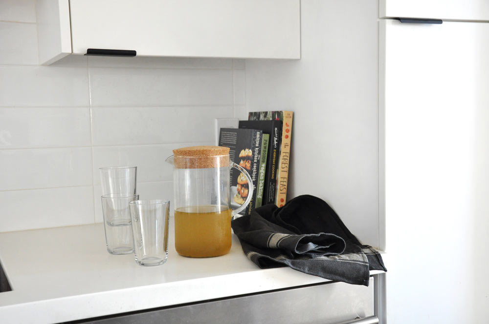 Matte black kitchen cabinet hardware
