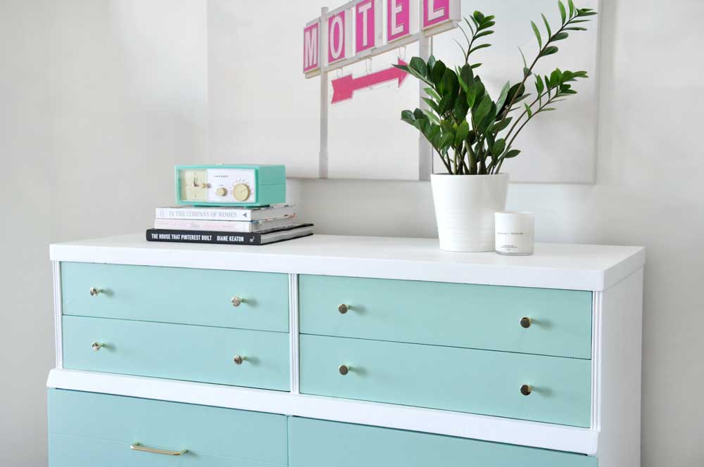 Painted dresser using Fusion Mineral Paint Laurentien - before and after by @visualheart